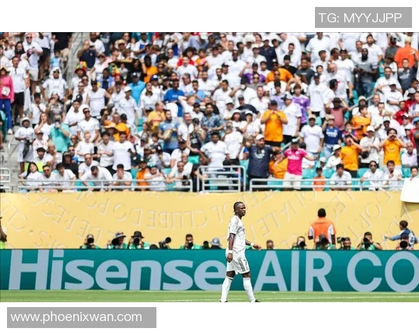 足总杯激战：皇马与拜仁握手言和数据分析揭示比赛精彩瞬间