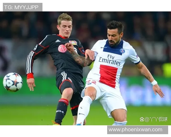 欧冠激战：巴黎圣日耳曼与尤文图斯握手言和精彩瞬间回顾